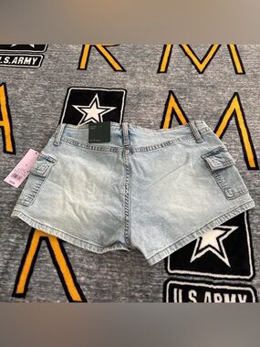 Light Wash Denim Women’s Shorts